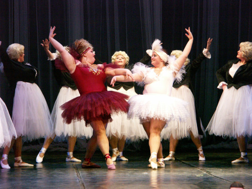 heyfatchick: The Big Ballet Company (via ilovefat: Grand...